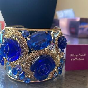 Niecy Nash Bangle